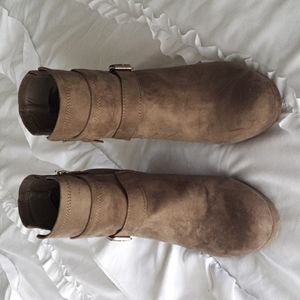 Report Wedge Booties